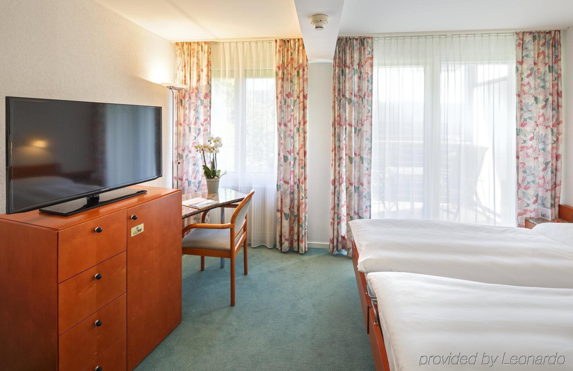 Wellness Hotel Tenedo - Thermalquellen Resort Bad Bad Zurzach Dış mekan fotoğraf