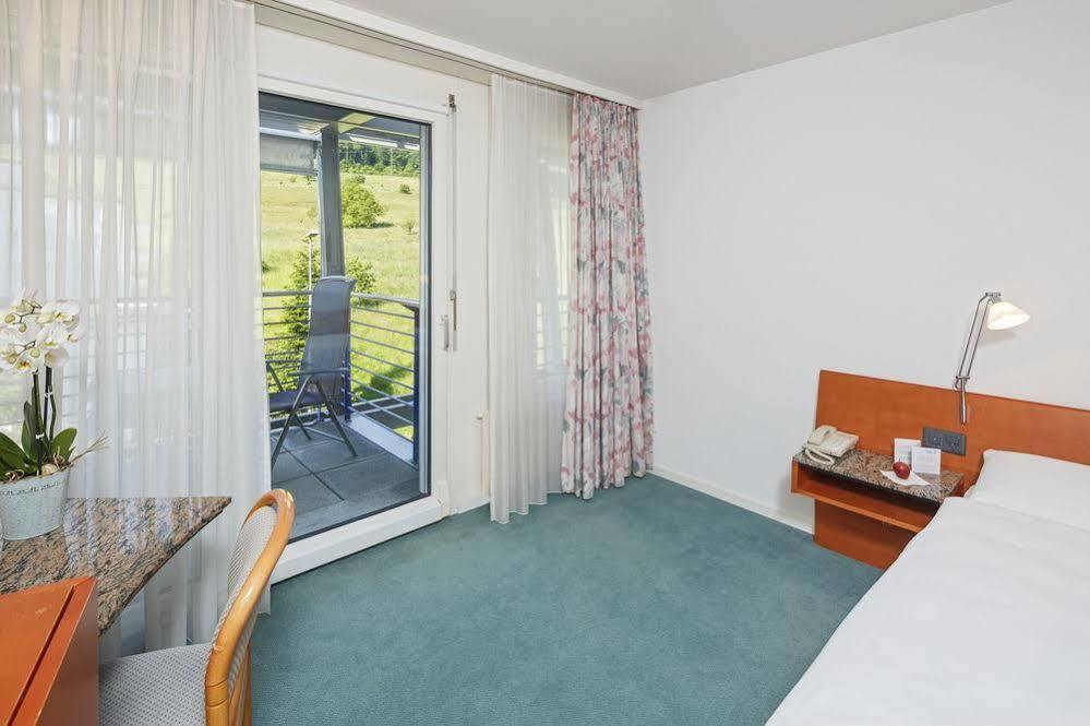 Wellness Hotel Tenedo - Thermalquellen Resort Bad Bad Zurzach Dış mekan fotoğraf
